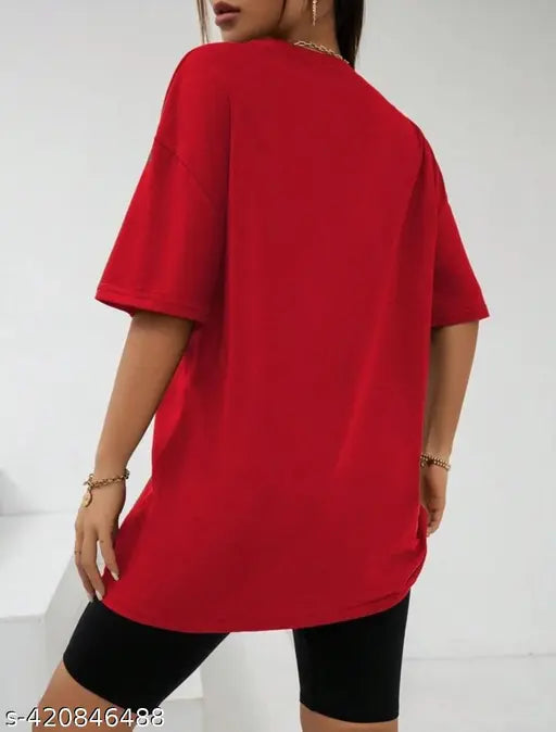 Oversize cotton-blend t-shirt for women in loose fit, drop shoulder design. Printed net pattern, available in S, M, L, XL, XXL