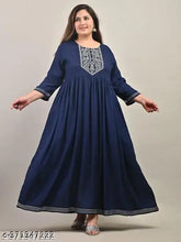 Plus-size rayon long gown, embroidered net pattern, 4XL, 5XL. Stylish Indian maxi dress with three-quarter sleeves