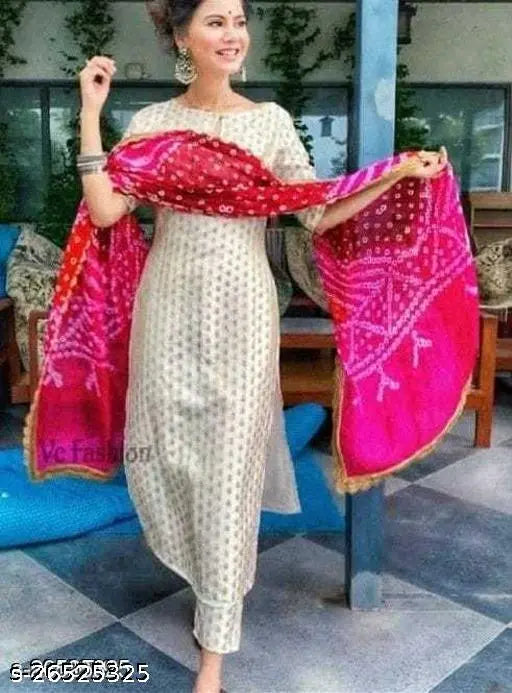 Trendy rayon kurta-set with dupatta and pants in printed net, silken three-quarter sleeves for women, India origin