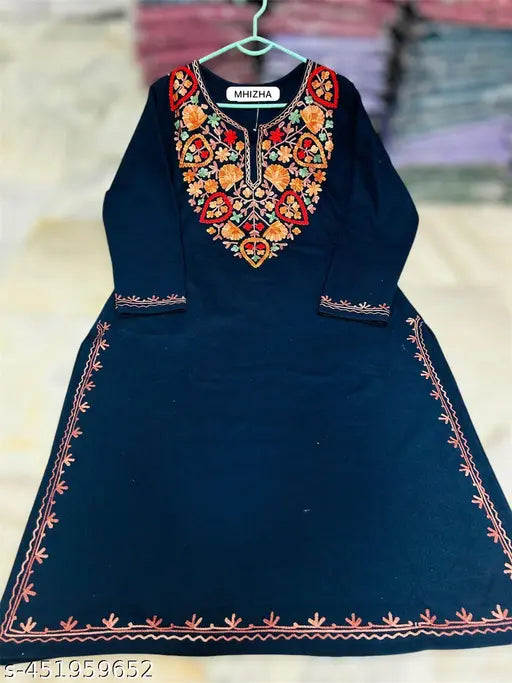 Black woolen knitted kurta with Kashmiri embroidery, chikankari pattern, three-quarter sleeves - India