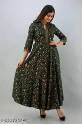 Rayon three-quarter sleeve printed combo gown, Indian-origin long and flared kurti