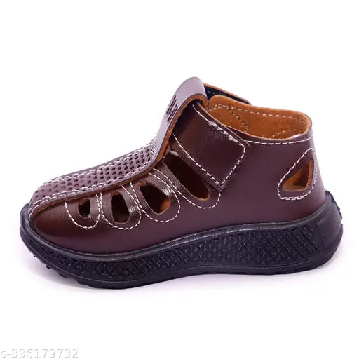 Brown synthetic leather BROFOOT unisex sandal for daily wear, comfortable and stylish for toddlers and young children, fastened with Velcro