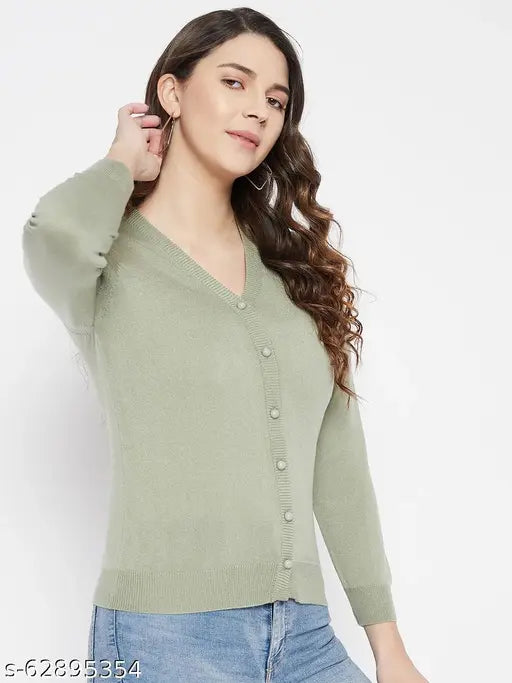Woolen V-neck cardigan, super warm and super soft, solid design in various sizes (M-XXL)