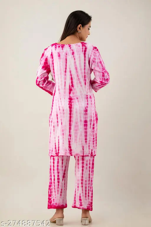 Trendy pink tie-dye rayon kurta and palazzos set, three-quarter sleeves, vibrant boho chic ethnic co-ord outfit for women, made in India