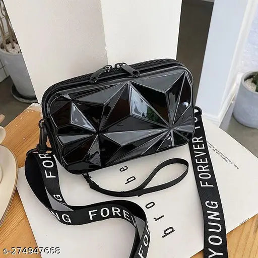 Black acrylic crossbody bag, diamond cut, solid pattern, 3 compartments, free size