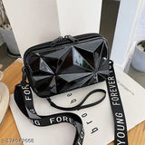 Black acrylic crossbody bag, diamond cut, solid pattern, 3 compartments, free size