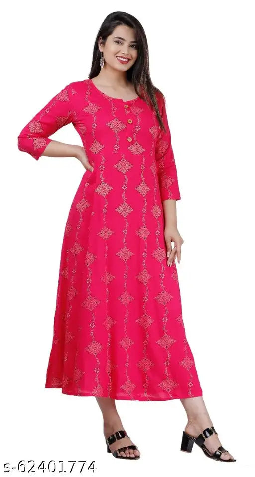 Rayon printed women's kurta, trendy three-quarter sleeve, Indian wedding attire with intricate pattern, size L (bust 40in, length 48in)