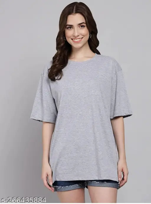 Oversized grey cotton women's t-shirt, short sleeves, perfect for casual wear