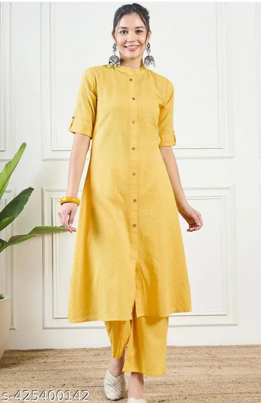 Women's cotton casual kurta palazzo set with pockets, solid color, three-quarter sleeves, Indian crafted