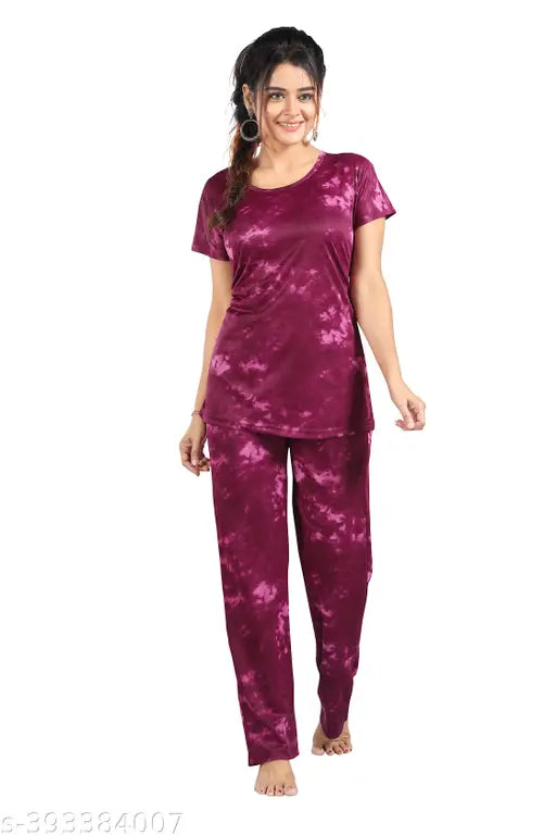 Satin nightsuit set, printed with floral patterns, two pieces in size M and L for women