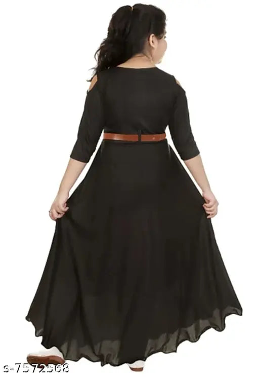 Girls black cotton blend ethnic gown, single pack with three-quarter sleeves and solid pattern for party wear