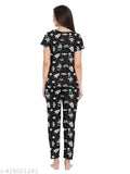 Printed polycotton nightsuit set for women, short-sleeved t-shirt and pyjama bottoms. Available in S, M, L, XL, XXL sizes. Made in India