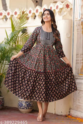 Black rayon embroidered flared anarkali gown kurta for women's fashion, printed combo in three-quarter sleeves. Size M (38in bust, 50in length), L (40in bust, 50in length), XL (42in bust, 50in length), XXL (44in bust, 50in length), 4XL (48in bust, 50in length), 5XL (50in bust, 50in length), 6XL (52in bust, 50in length), 7XL (54in bust, 50in length). Indian-made party wear, casual, daily, festive garment