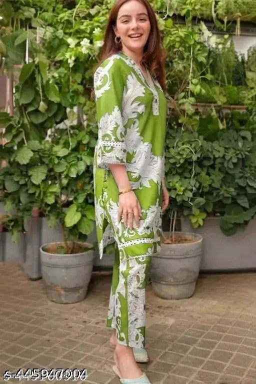 Green cotton three-quarter sleeve printed net jumpsuit, size XXXL, made in India