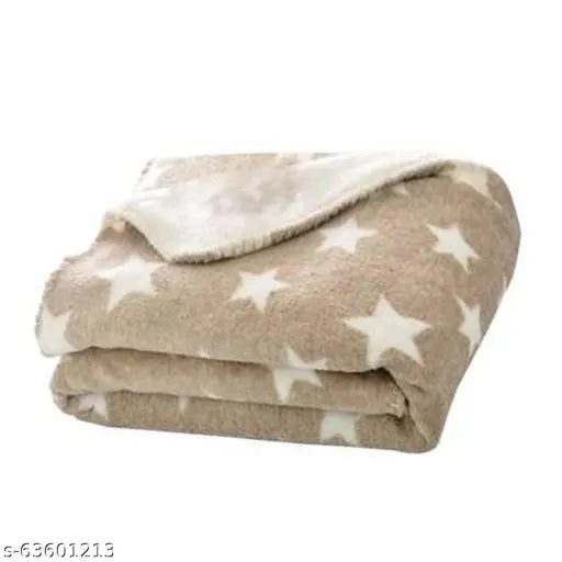 Soft fleece polka net all-season sleeping bag set for babies, pack of 2 - Naman New Born Baby Blanket & Towel