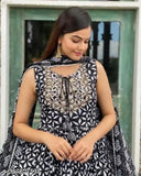 Black rayon kurta set with dupatta and bottomwear, three-quarter sleeves, printed pattern on display, single size XS (bust size: 34 in), made in India