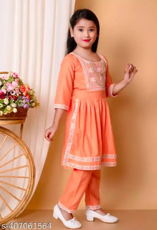Rayon Naira seat kids ethnic wear, three-quarter sleeves, self-design. Indian traditional outfit for 1-14 years old with matching accessories