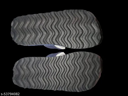 Printed net EVA sole kid chu sleeper, soft cartoon character design for boys (ages 2-4), Indian origin