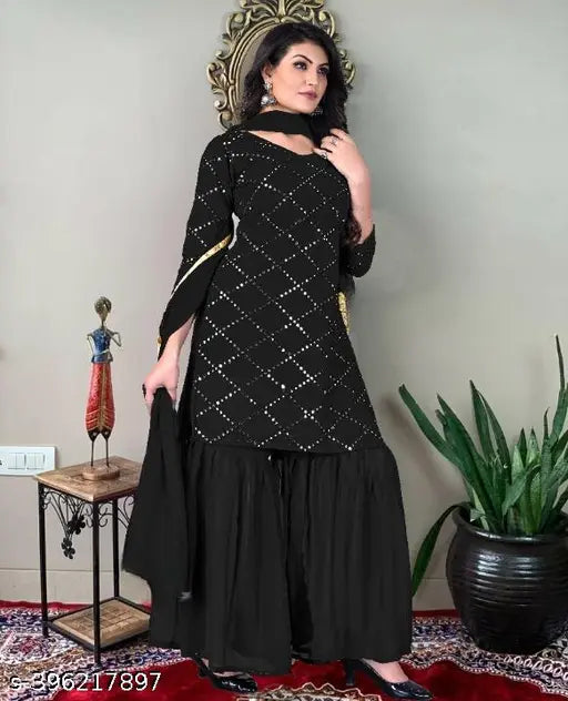 Women's Georgette Sharara Kurta Set, printed three-quarter sleeve kurta and bottomwear set on mannequin