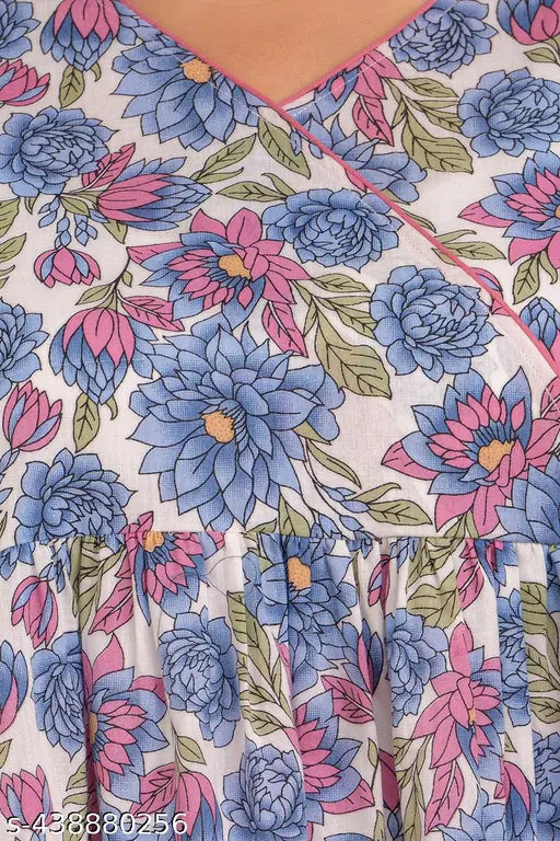 Printed plus size rayon short kurti, three-quarter sleeves, fashionable and comfortable for women, white color, India origin