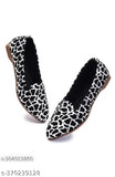 Black stylish bellies for women by ZARA&ENTERPRISES, sizes: IND-3 to IND-9. Women's fashion accessory on mannequin
