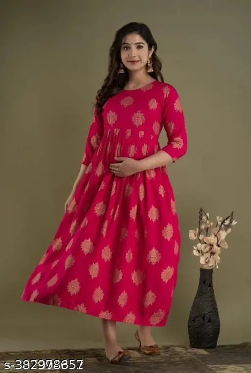 Pink rayon maternity kurti, solid style, three-quarter sleeves, maternity fashion, Indian apparel