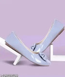 Women's patent leather ballerinas in solid butterfly belly design, slip-on style, from India