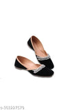Velvet-soled Punjabi royal payal juttis, embellished closed-back sandals, premium quality footwear for women, denim-friendly Indian fashion