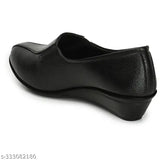 Synthetic textured T39-Black women's ballerinas with closed back, showcasing modern Indian youth style. Available in sizes IND-3 to IND-8