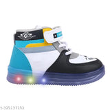 Green EVA LED casual shoes for kids, perfect for parties, dance, sports, or festivals. Soft and flexible non-slip sole for all-day comfort. Suitable for various seasons and easy to clean. Ideal sizes for 2-2.5 years, 2.5-3 years, 3-3.5 years, 3.5-4 years, 4-4.5 years, and 4.5-5 years. Made in India