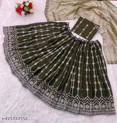 Embroidered Georgette women's choli and net dupatta set, semi-stitched (43in waist, 43in length), Indian craftsmanship