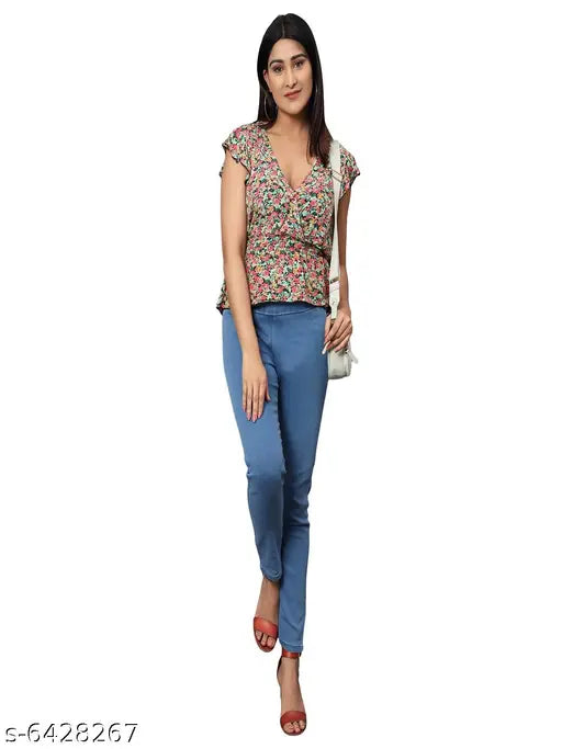 Denim jeggings, high waist, skinny fit, stretchable, solid Dxblue for women - close-up view on mannequin