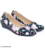 Patent leather women's/girls bellies sandals, printed net design, slip-on style in various sizes (IND-3 to IND-8), Indian origin