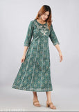 Green rayon kurti with printed lace work, three-quarter sleeves, Indian women's fashion
