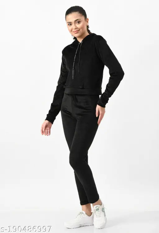 Velvet women's and girls sweatshirt set with bottoms, solid-colored, long sleeves - S, M, L, XL from India