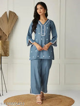 Women's Poly Cotton Lace CoOrd Set - V-neck top with intricate lace detailing and 3/4 sleeves, paired with matching bottoms. Comfortable fit, breathable wear, ideal for casual outings or relaxed gatherings. Made from soft poly-cotton blend