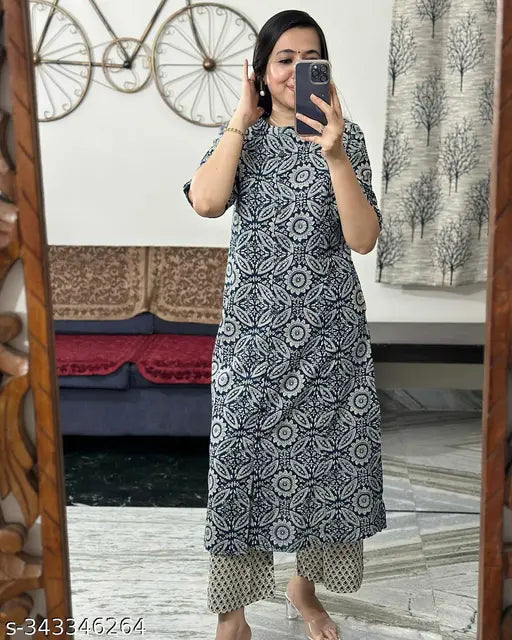 Viscose rayon printed net kurta with palazzo, three-quarter sleeves - Indian fashion