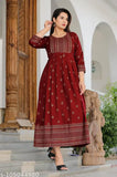 Women's rayon Anarkali kurti, printed combo three-quarter sleeves, single size L (bust 40in, length 43in), Indian traditional wear on mannequin
