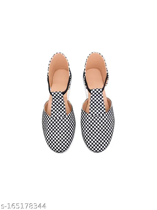 Black colorblocked synthetic ballerinas - stylish women's footwear for comfortable walking