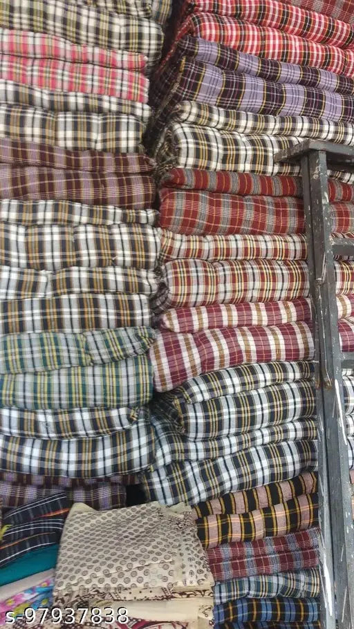 Trendy cotton checked quilt, ideal for mild winter, 580 thread count, single size from India