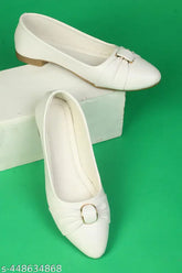 Synthetic white ballerinas, solid pattern for women's beach wear or everyday wear, Indian origin (IND sizes: 4, 5, 6, 7, 8)