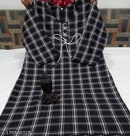 Stylish black checked woolen kurta for women, three-quarter sleeves - ideal winter wear from India