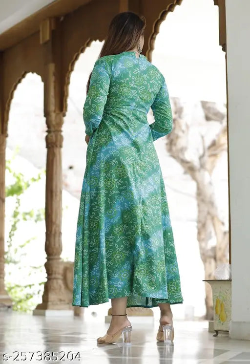 Green cotton printed anarkali dress kurta, three-quarter sleeves, Mandarin collar, Indian women's fashion