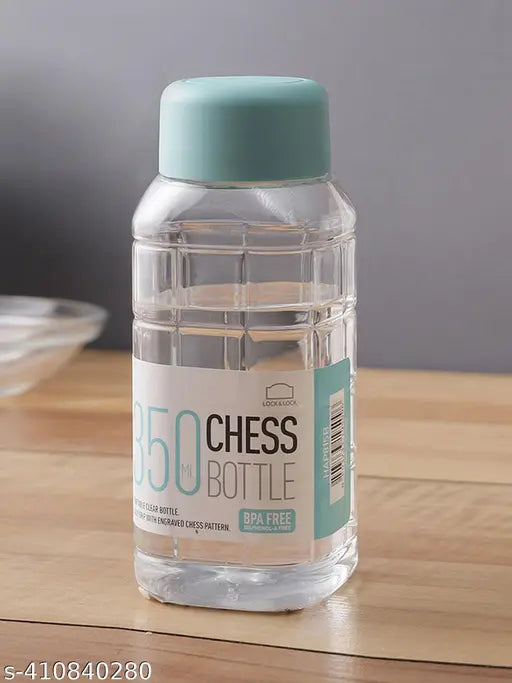 White BPA-free plastic water bottle for office & school, leak-proof design, convenient portability, trendy style