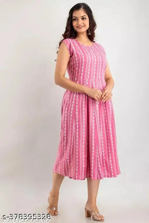 Rayon printed sleeveless Anarakli, three-quarter sleeves, vibrant Indian fashion on mannequin