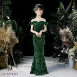 Velvet embroidered net princess gown, short sleeves for girls aged 3-9 years, India origin