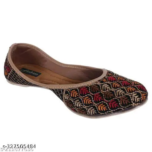 Textured synthetic ballerina flats with slip-on fastening, available in sizes IND-4 to IND-9. Made in India