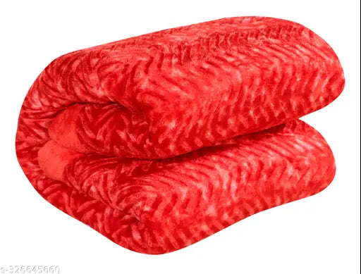 Red microfiber quilt, geometric pattern, heavy winter double duvet (N1), Indian origin