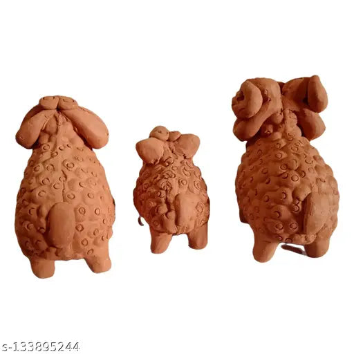 Natural terracotta sheep family set: Sheep Mumma, Sheep Pappa, and Baby Sheep, eco-friendly and handmade, approximately 8x4x4 cm each, country of origin: India