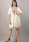 Cotton embroidery kurti, three-quarter sleeves, Indian craftsmanship